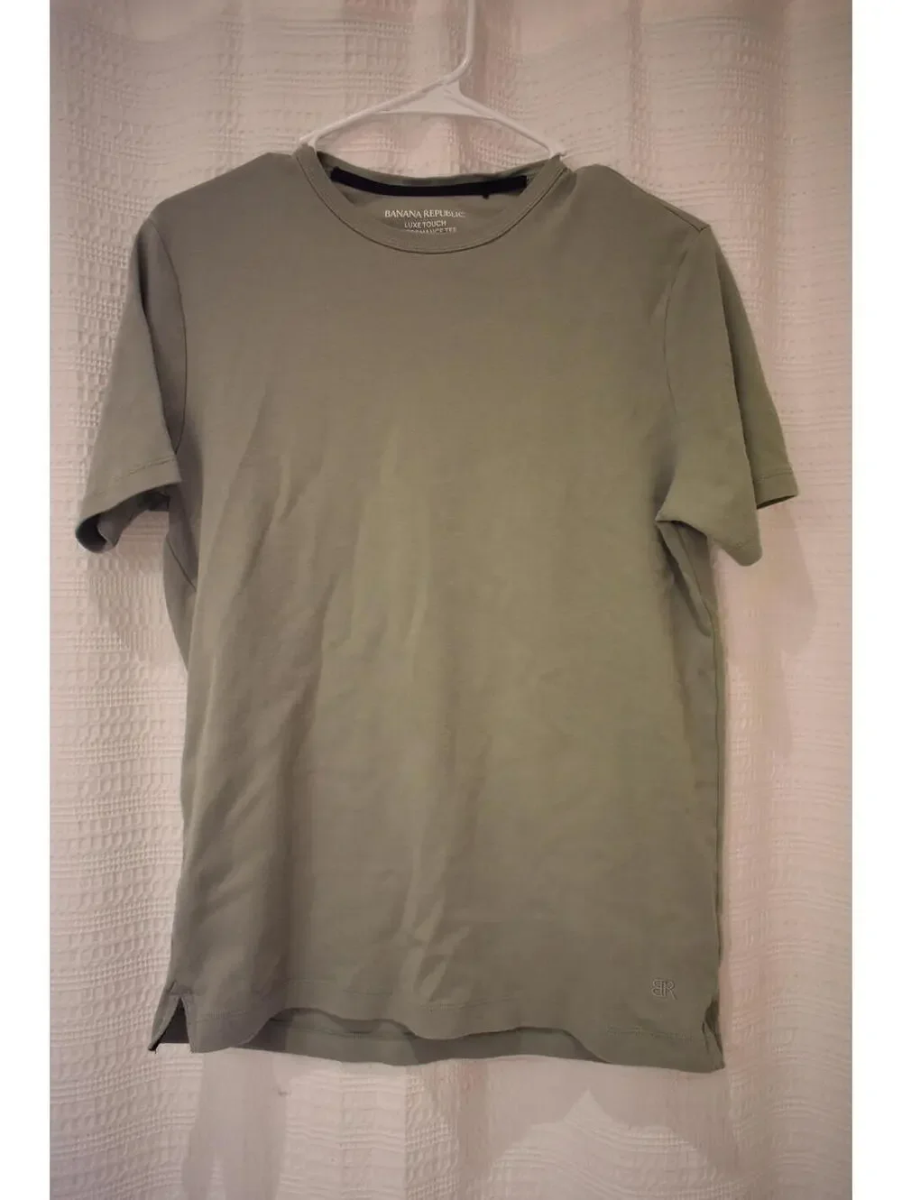Banana Republic Luxe Touch Performance Tee 100% Cotton S Olive Green